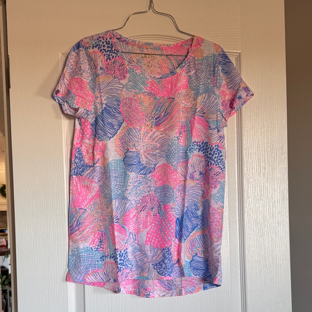 Lilly Pulitzer Vibrant Pink and Blue Short Sleeve Top